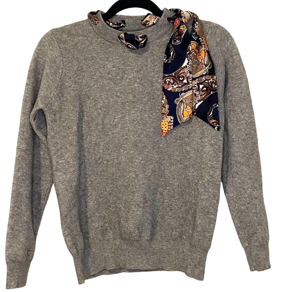 Soft Thick Heather Grey Sweater with Woven Scarf